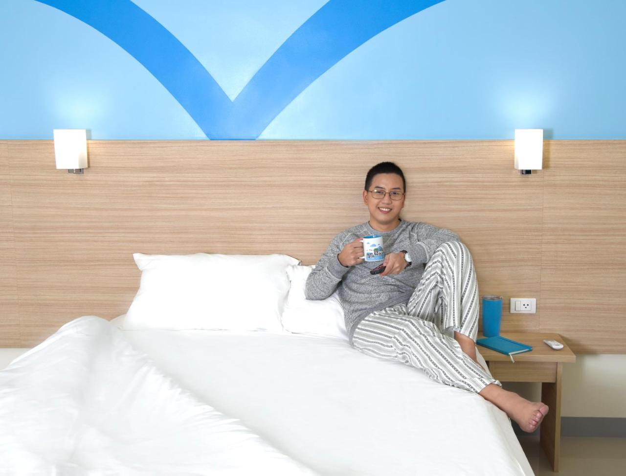 Hop Inn Hotel Tomas Morato Quezon City Dış mekan fotoğraf