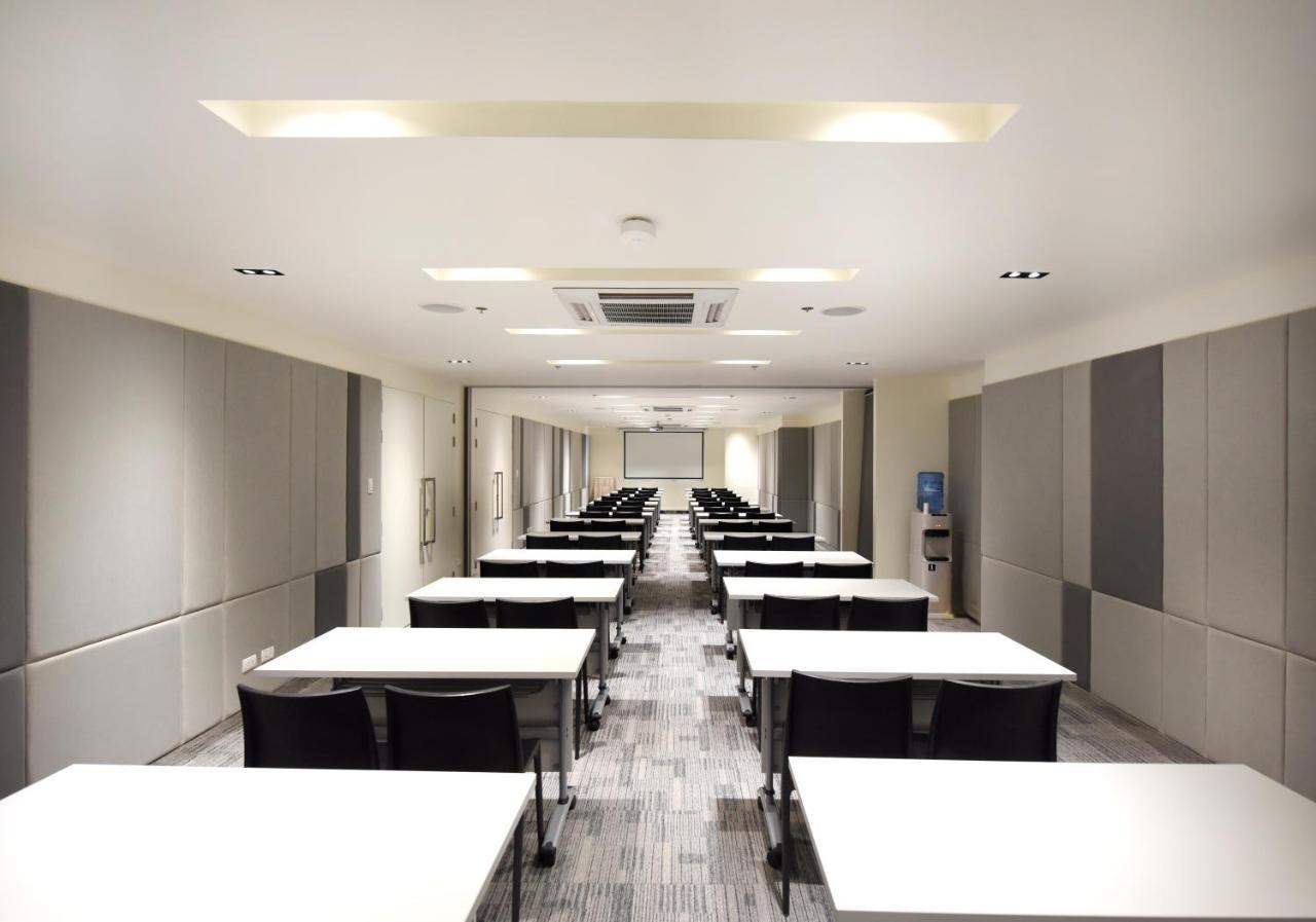 Hop Inn Hotel Tomas Morato Quezon City Dış mekan fotoğraf